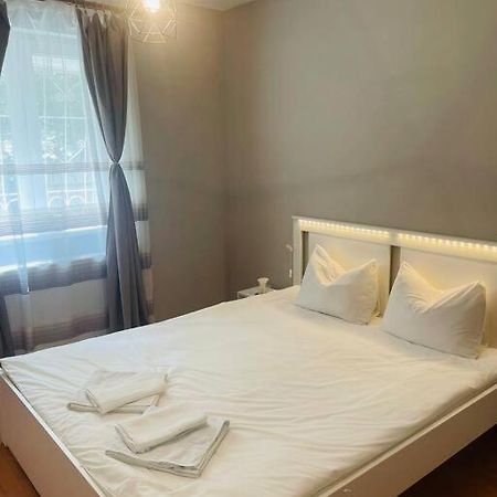 Chic Retreat Timisoara Appartement Buitenkant foto